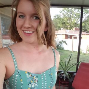 Meet your Posher, Emalee